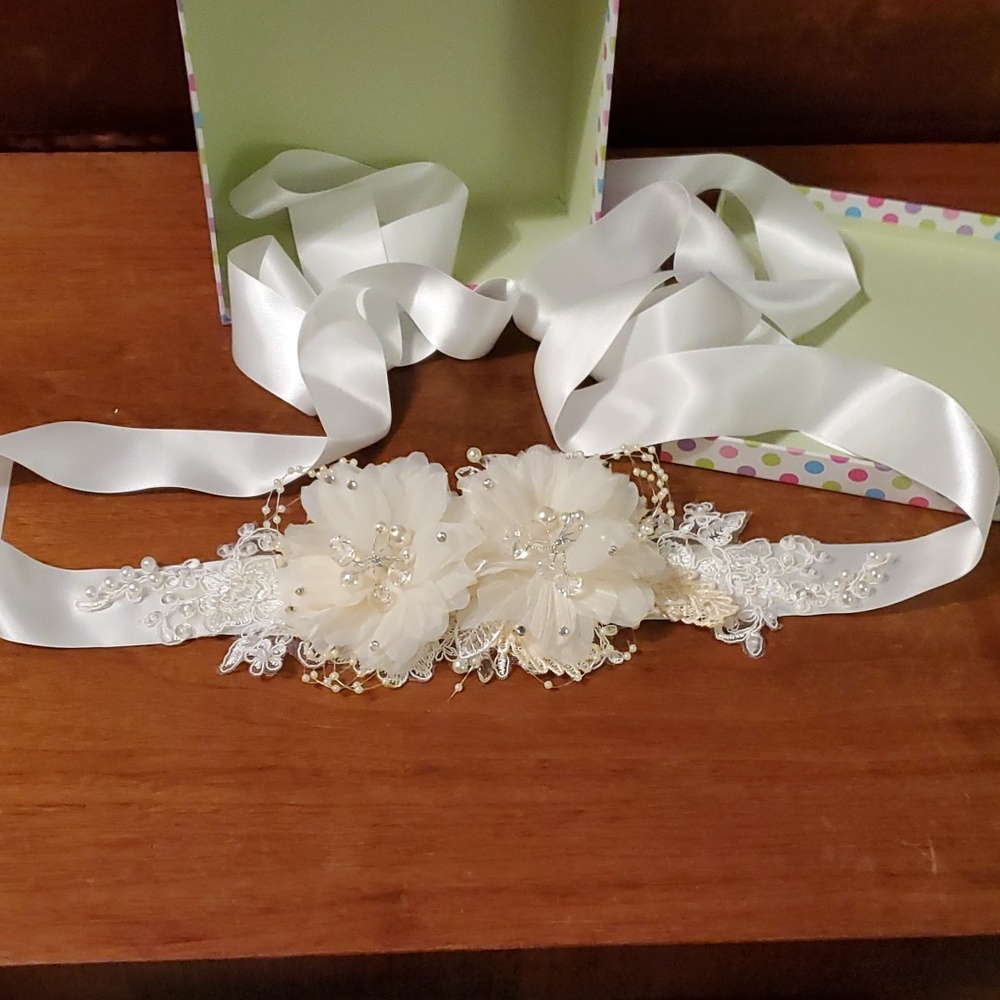 Handmade Bridal Applique Floral Belt